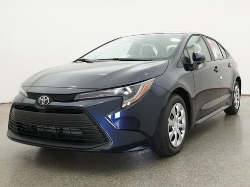 New 2026 Toyota Corolla LE FWD image 32