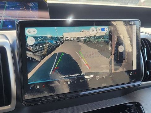 New 2026 Ford Expedition Active image 21