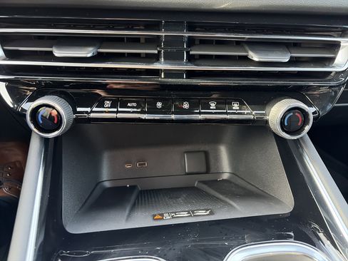 New 2026 Chevrolet Traverse Z71 w/ Enhanced Driving Package image 27