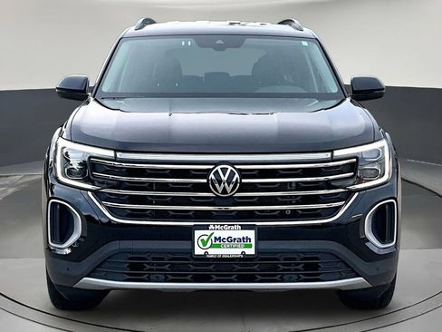 Used 2026 Volkswagen Atlas SE AWD/4WD image 2