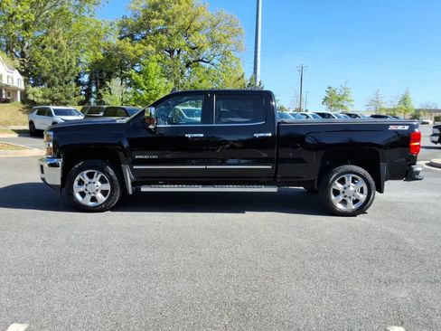Used 2017 Chevrolet Silverado 2500 LTZ w/ Duramax Plus Package image 8