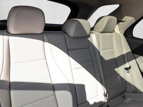 New 2026 Mercedes-Benz GLE 450 4MATIC image 29