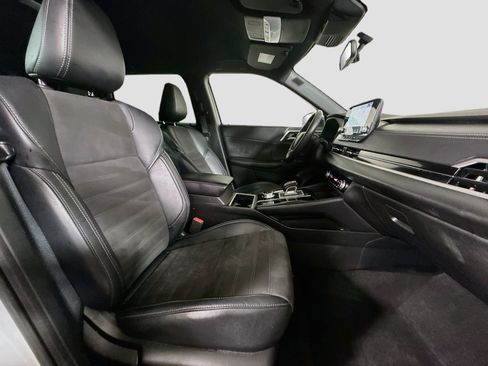 Used 2023 Mitsubishi Outlander SE Black Edition FWD image 29