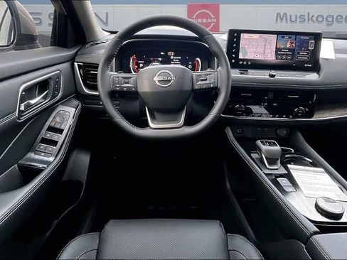 New 2026 Nissan Rogue Platinum AWD/4WD image 10