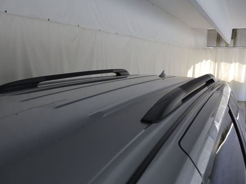 Used 2018 Toyota Sienna LE image 21