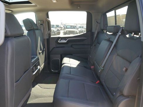 New 2026 GMC Sierra 1500 SLT w/ SLT Premium Plus Package AWD/4WD image 16