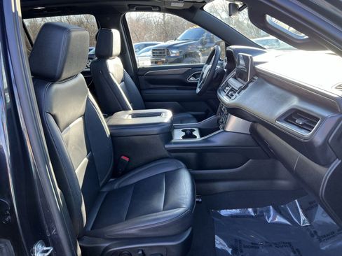 Used 2023 Chevrolet Tahoe LT w/ Luxury Package image 28