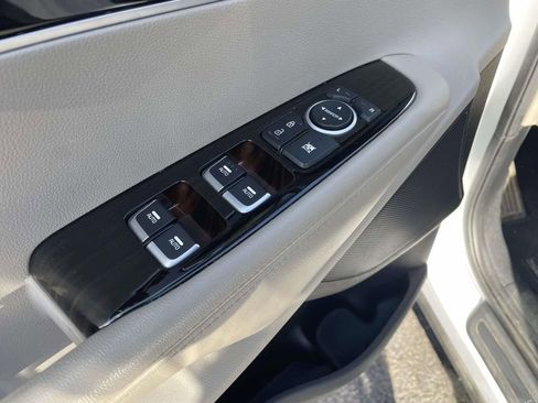 Used 2019 Kia Sorento LX w/ LX V6 Convenience Package image 27