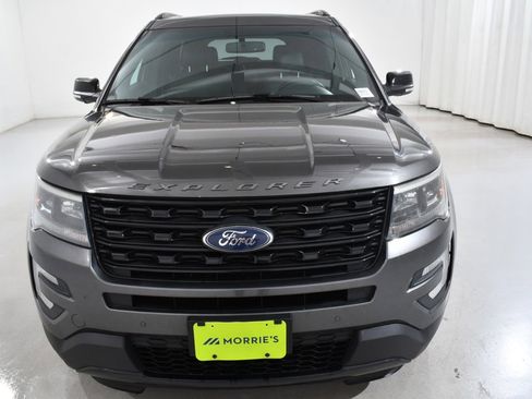 Used 2016 Ford Explorer Sport image 3