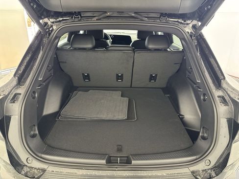 New 2026 Chevrolet Equinox EV LT image 25