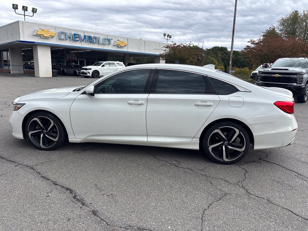Used 2019 Honda Accord Sport image 6