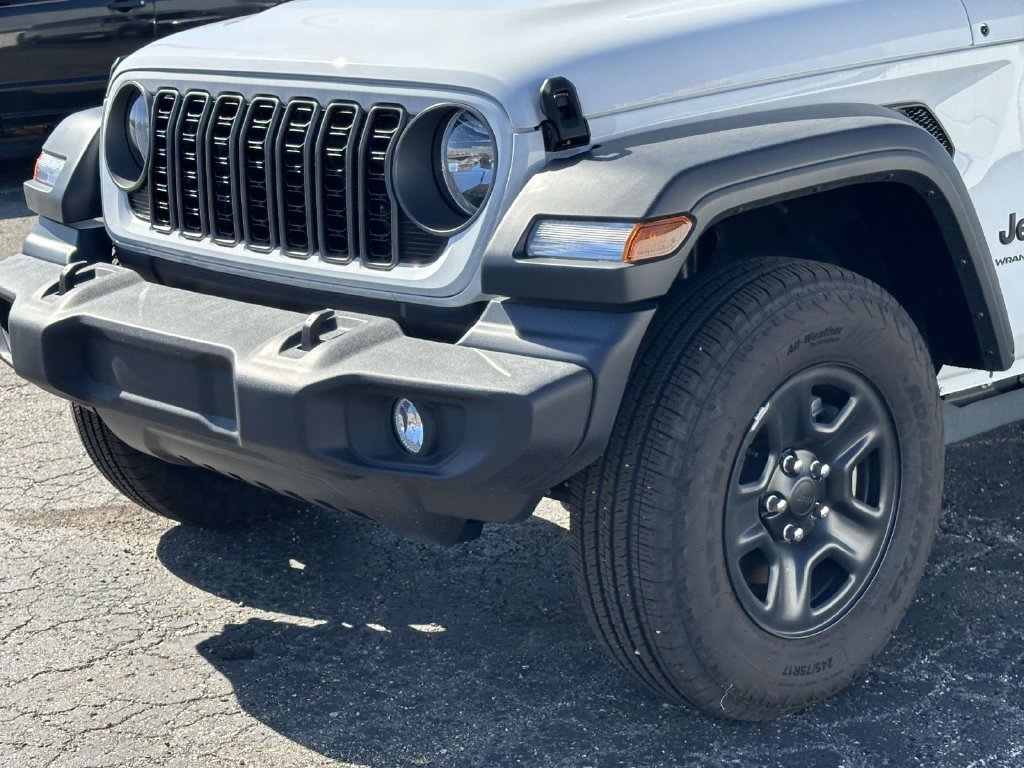 Used 2026 Jeep Wrangler Unlimited Sport AWD/4WD image 8