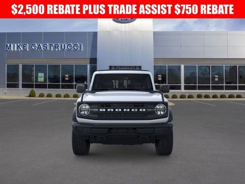 New 2025 Ford Bronco 4-Door image 6