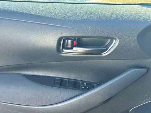 Used 2024 Toyota Corolla LE image 33