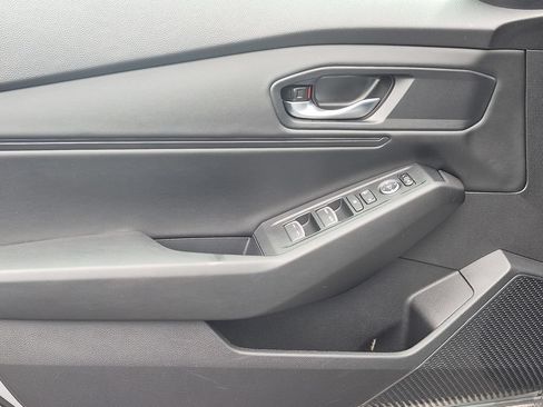Used 2025 Honda Accord SE image 11