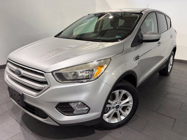 Used 2019 Ford Escape SE AWD/4WD image 1