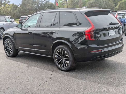 New 2026 Volvo XC90 T8 Ultra w/ Protection Package AWD/4WD image 4