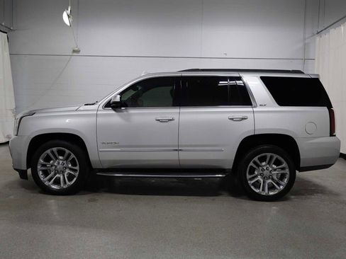 Used 2017 GMC Yukon SLT w/ Premium Edition image 2