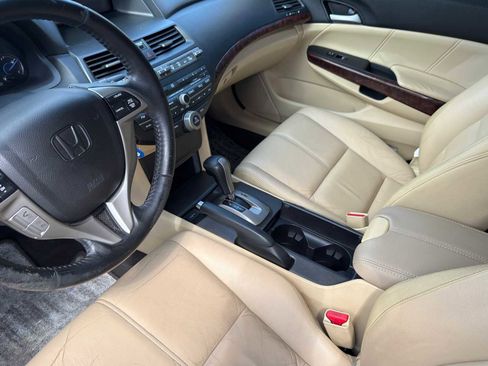 Used 2010 Honda Crosstour EX-L image 12