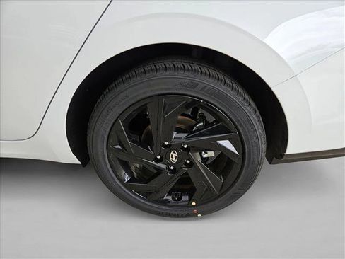New 2026 Hyundai Elantra Sport FWD image 9