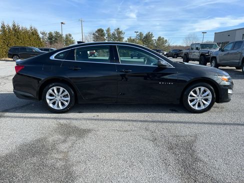 Used 2023 Chevrolet Malibu LT image 3