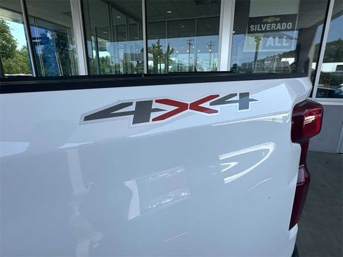 New 2025 Chevrolet Silverado 1500 W/T w/ WT Value Package image 29