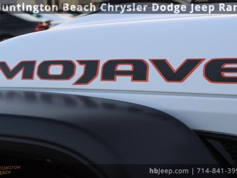 Used 2022 Jeep Gladiator Mojave image 8