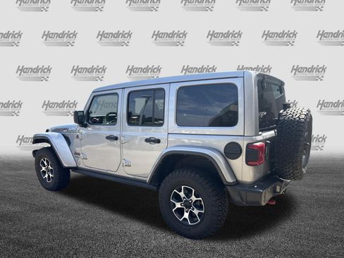 Used 2021 Jeep Wrangler Unlimited Rubicon AWD/4WD image 8
