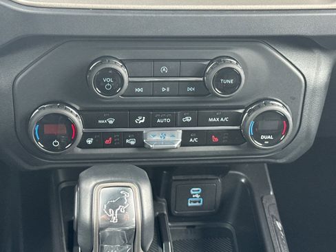 Certified 2025 Ford Bronco Outer Banks image 22