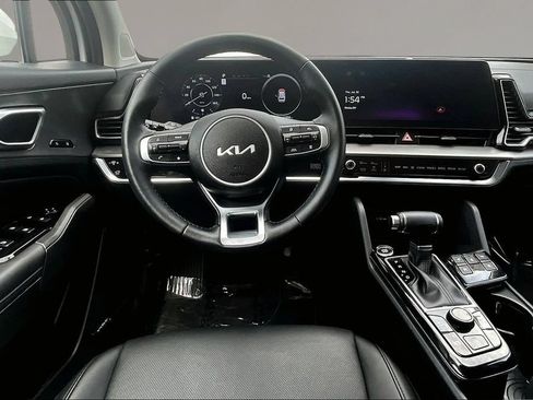 Certified 2025 Kia Sportage SX AWD/4WD image 8