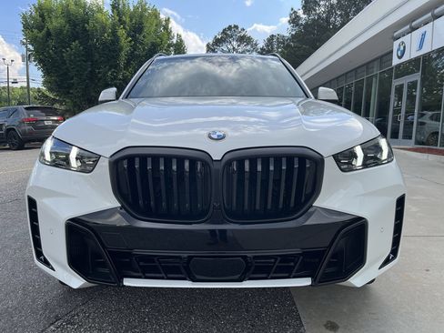 Used 2026 BMW X5 xDrive40i w/ M Sport Package AWD/4WD image 10