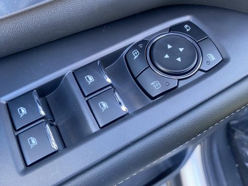 New 2025 Ford Expedition Max Platinum w/ Driver's Package image 13