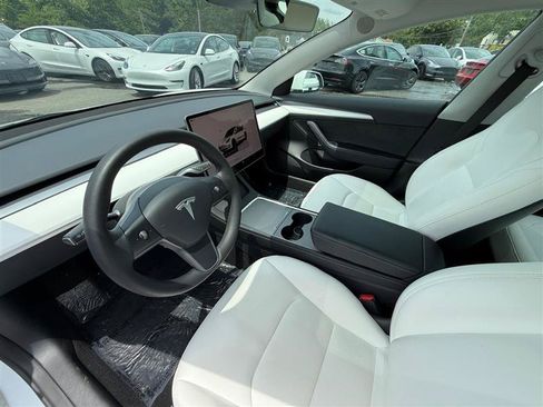 Used 2023 Tesla Model 3 Standard Range RWD image 10