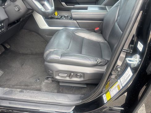 Used 2024 Toyota Tundra Platinum image 6