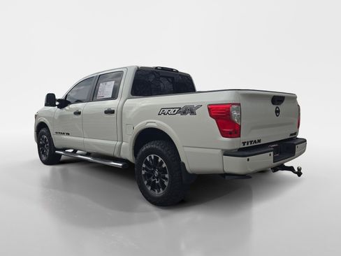Used 2019 Nissan Titan PRO-4X w/ Pro-4x Convenience Package image 3