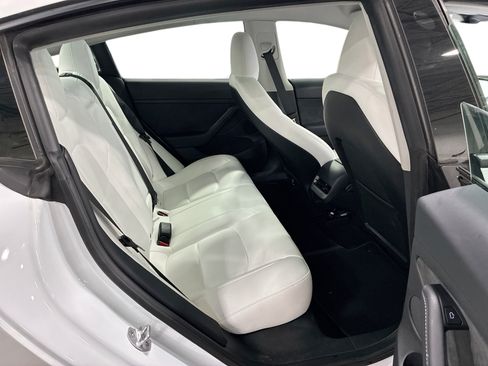 Certified 2023 Tesla Model 3 Long Range AWD/4WD image 11