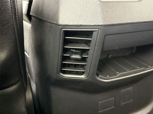 Used 2022 Toyota Tundra SR5 w/ SR5 Convenience Package image 34