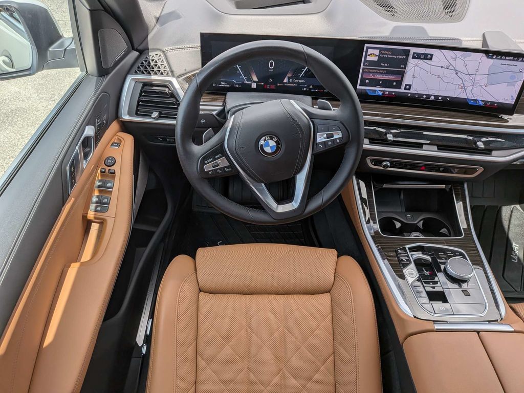Used 2024 BMW X5 xDrive40i w/ Premium Package AWD/4WD image 17