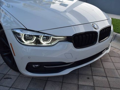 Used 2017 BMW 330i Sedan RWD image 8