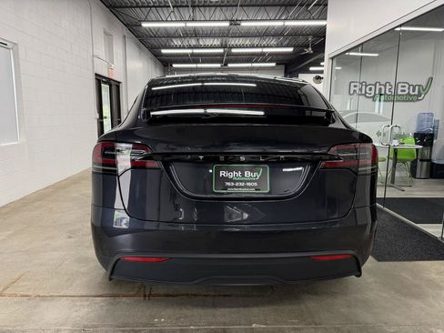 Used 2024 Tesla Model X AWD/4WD image 5