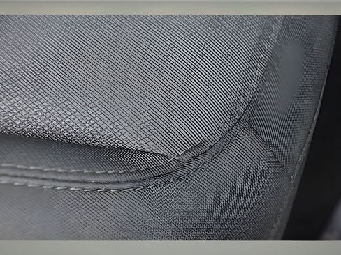 Used 2018 Jeep Wrangler Unlimited Sport S image 25