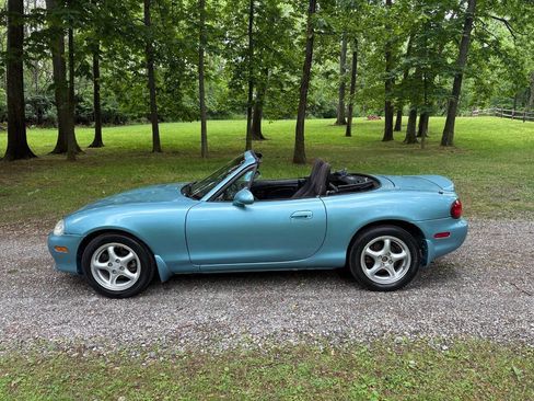 Used 2001 MAZDA MX-5 Miata LS RWD image 42