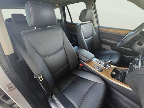 Used 2011 BMW X3 xDrive28i image 53