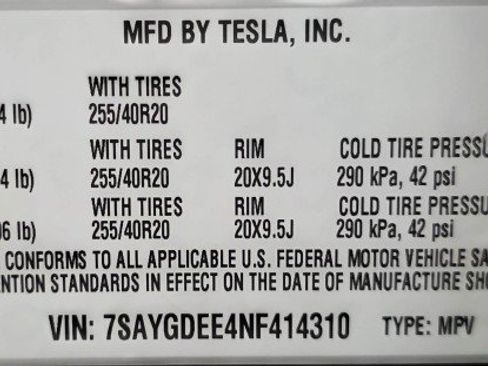 Used 2022 Tesla Model Y Long Range AWD/4WD image 41