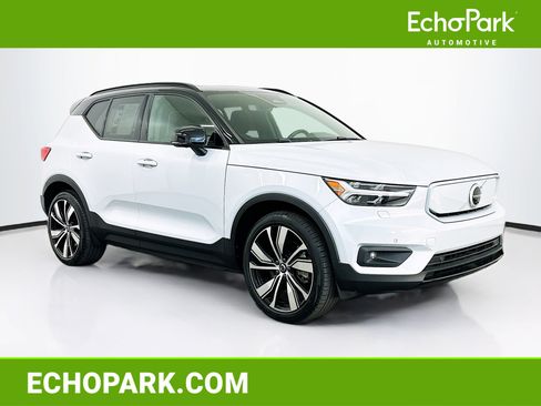 Used 2021 Volvo XC40 P8 Recharge AWD/4WD image 1