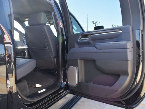 Used 2026 Chevrolet Silverado 3500 High Country w/ High Country Premium Package AWD/4WD image 17