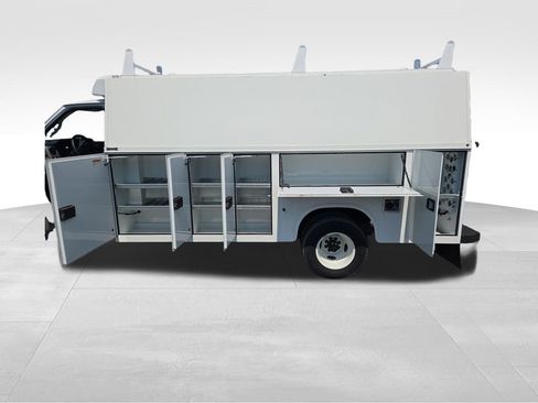 New 2024 Ford E-450 and Econoline 450 Super Duty w/ Power Windows & Locks Group image 55