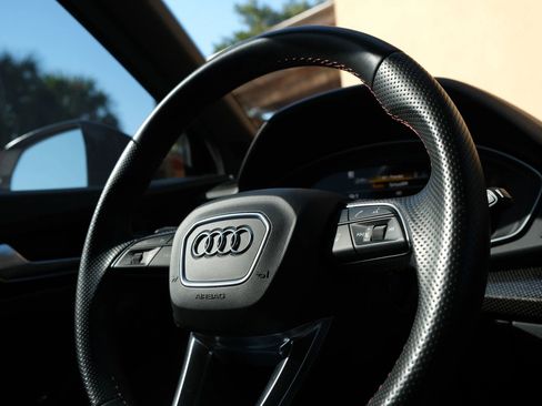 Used 2021 Audi SQ5 Premium Plus image 53