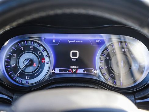 Used 2022 Chrysler 300 S image 22