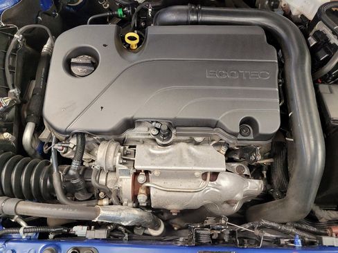 Used 2023 Chevrolet Malibu LS FWD image 30